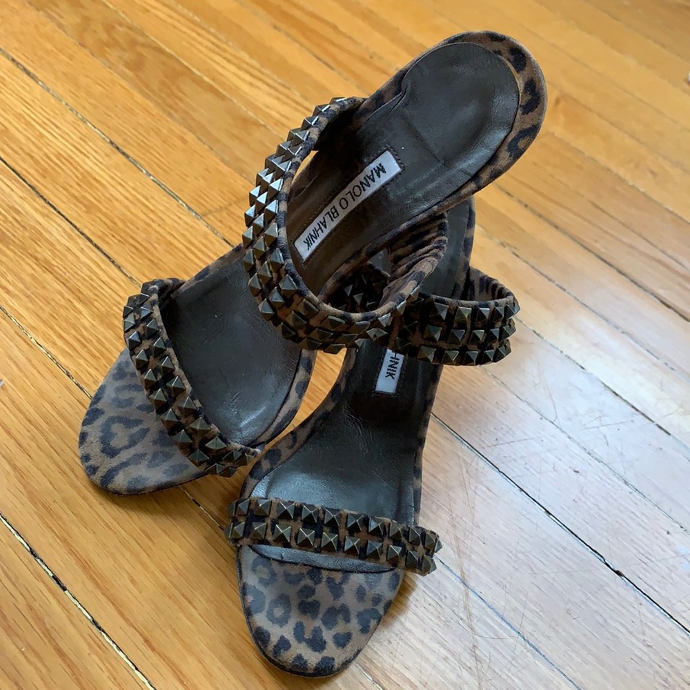 Stunning Manolo Blahnik  leopard and spike heels